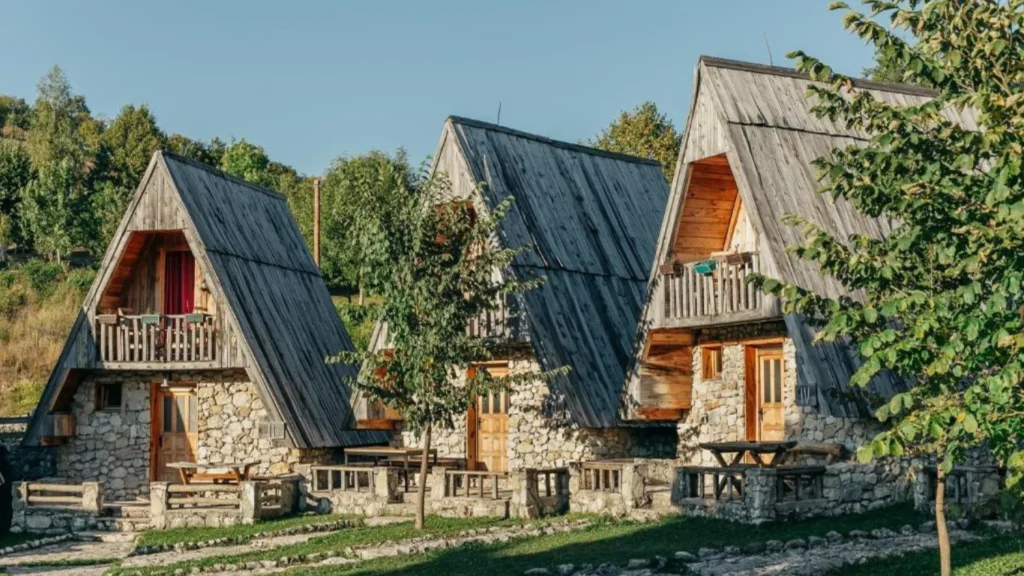 Eco Village Nevidio